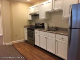 Building Photo - 800 James Ave