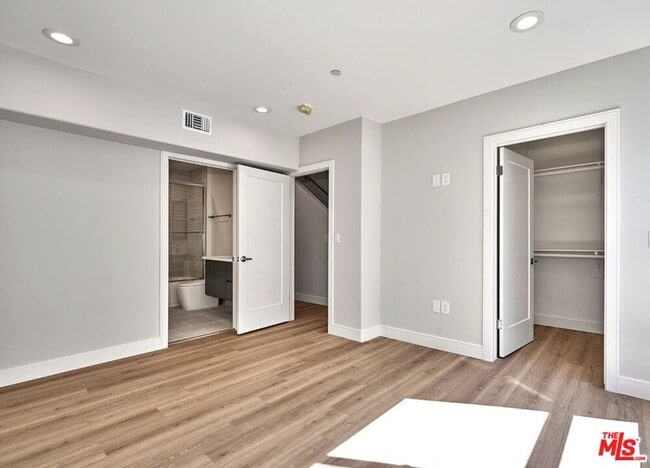 Building Photo - 4507 Lomita St