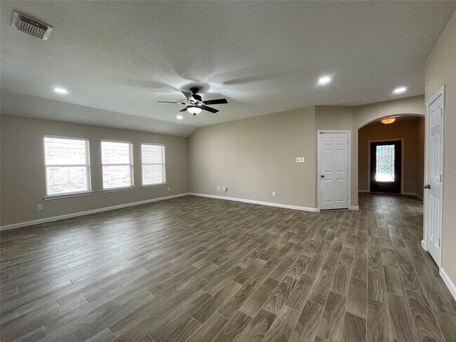 Building Photo - 6110 Moran Crest Dr