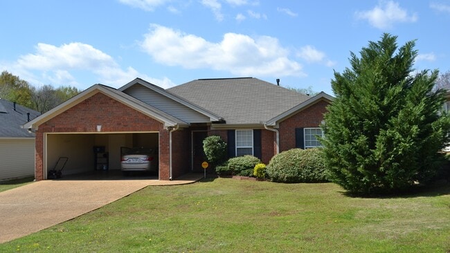 Building Photo - 2022 Cross Cir