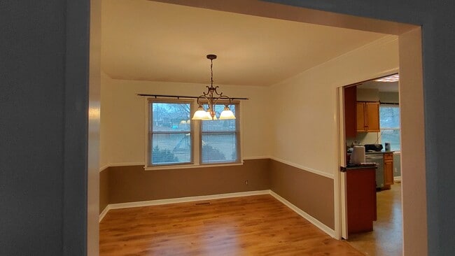 Building Photo - 5944 Port Yakima Ct