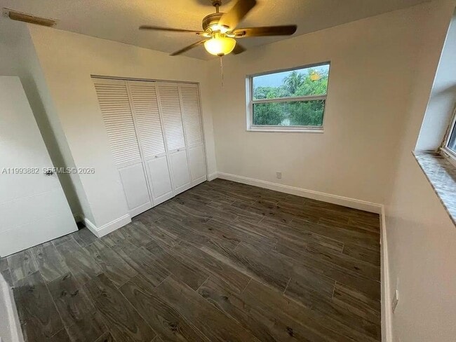 Building Photo - 3906 SW 12th Ct