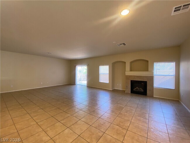 Building Photo - 5980 Fidenza Ave