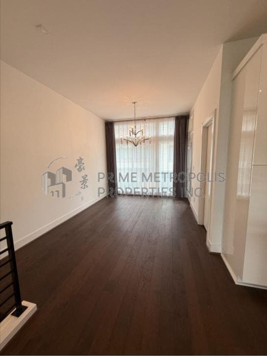 Building Photo - 2142 10th Ave W