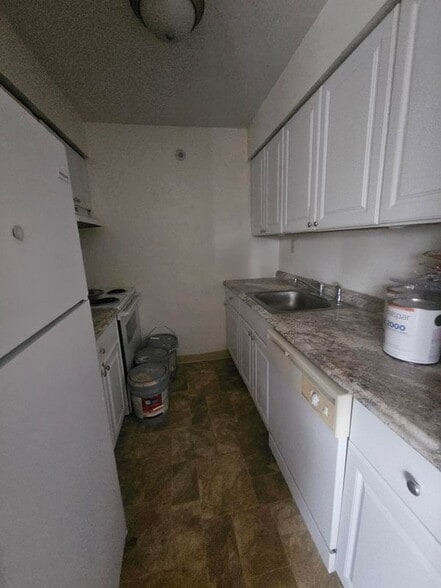 Building Photo - 4 Fortune Rd W