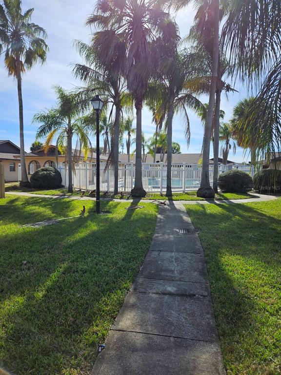 Building Photo - 2207 Caribbean Dr N