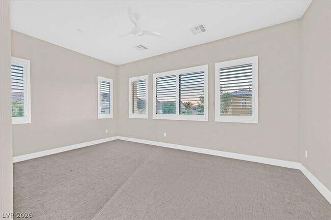 Building Photo - 65 Garibaldi Wy