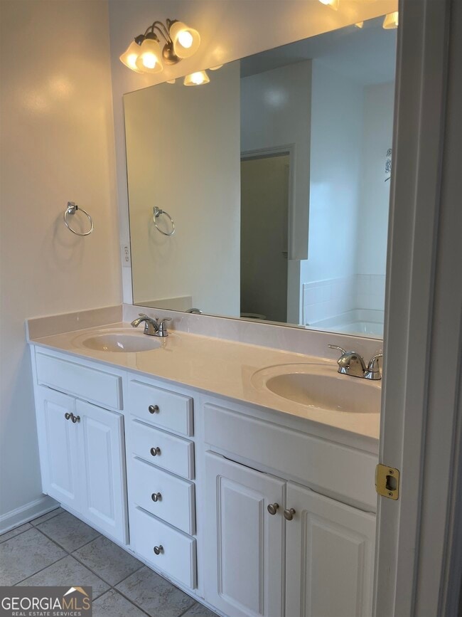 Building Photo - 96 High Pt N Dr