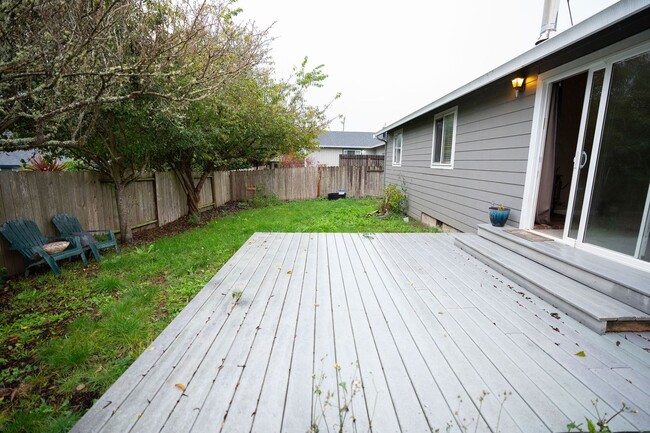 Building Photo - Single Family Home in McKinleyville!