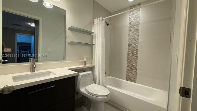 Building Photo - 4735 SW 164th Ave