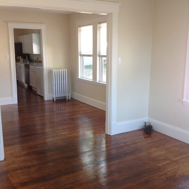 Building Photo - 53 Winthrop Ave