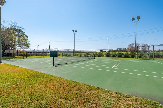 Building Photo - 18809 Egret Bay Blvd