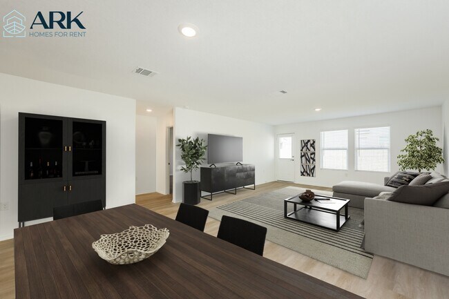 Building Photo - 12050 Pewee Ct