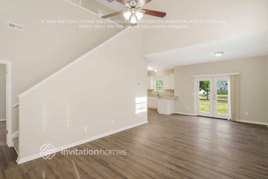 Building Photo - 3732 Bullard St