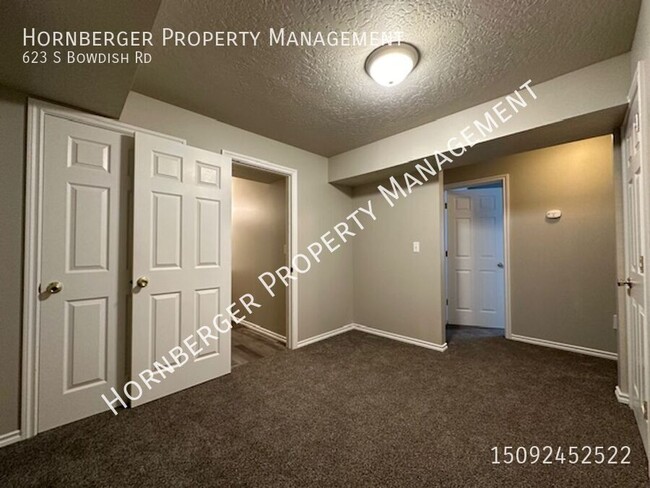 Building Photo - 4 Bed 2 Bath Duplex in Spokane Valley!!