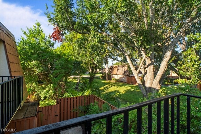 Building Photo - 1703 Park Meadows Dr