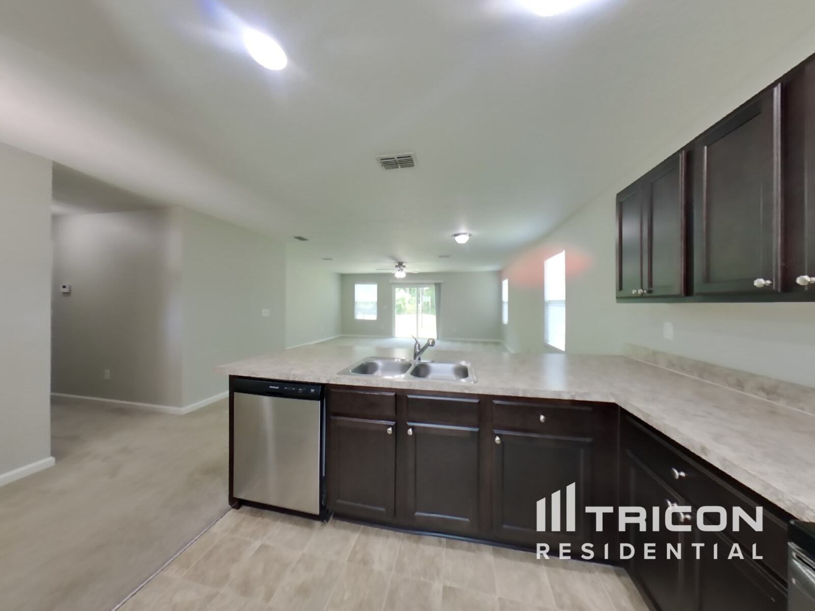 Building Photo - 1288 Sarahs Landing Dr