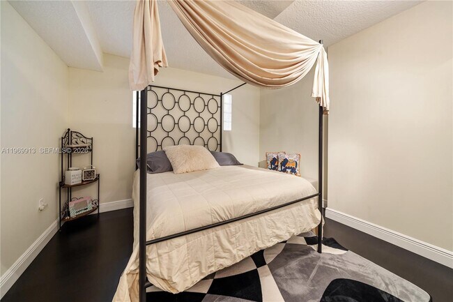 Building Photo - 2750 NE 183rd St