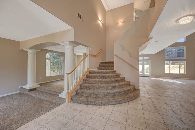 Building Photo - Stunning Green Valley home with a pool in guard gated Legacy