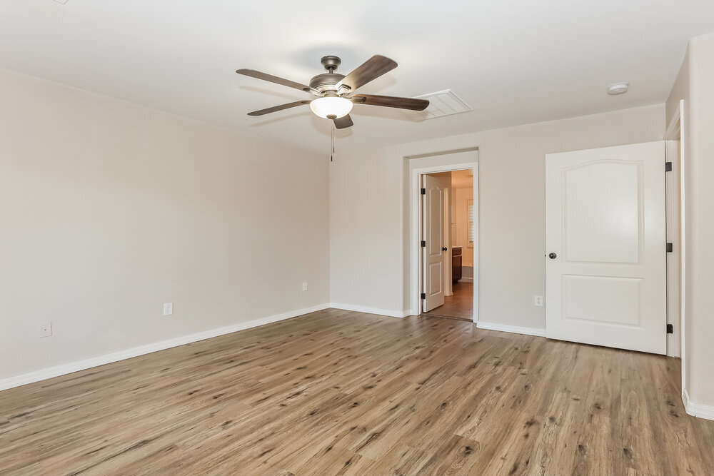 Building Photo - 820 S Adam Way