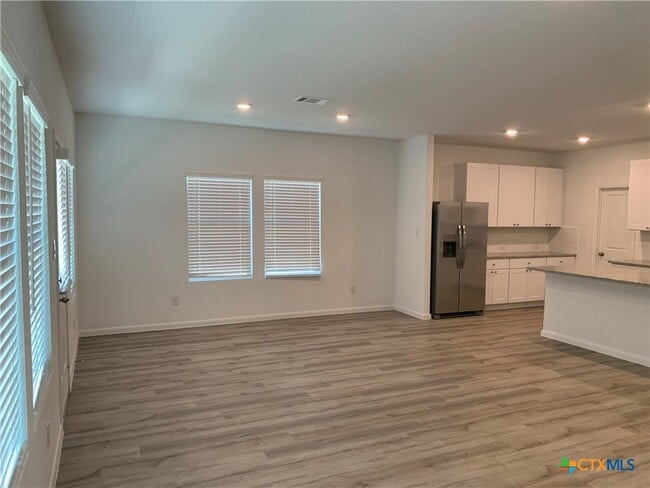 Building Photo - 415 Fig Tree St