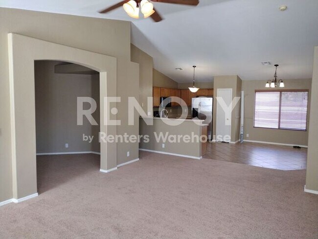 Building Photo - Self-Tour with Rently! Beautiful 3BR + Den Home in Parkwood Ranch!