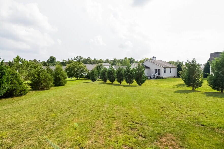 Building Photo - 15257 Pangborn Pl