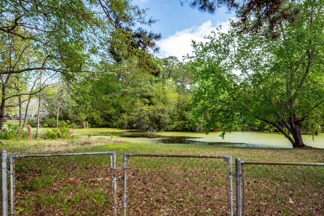 Building Photo - 4 Bedroom, 3 Bathroom Home in Magnolia Ranch - West Ashley