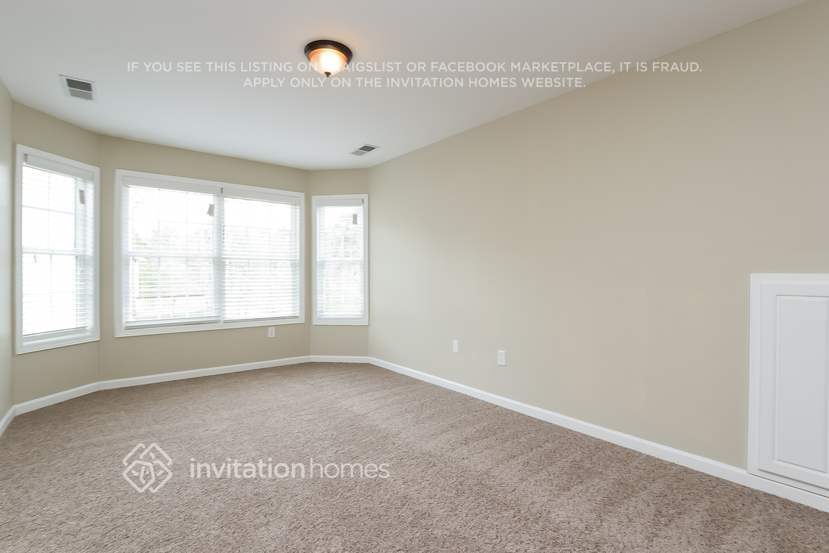 Building Photo - 3640 Cedar Springs Ln SE