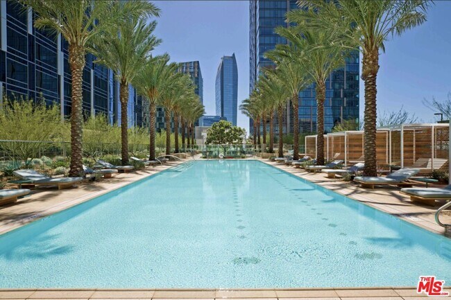 Building Photo - 889 Francisco St