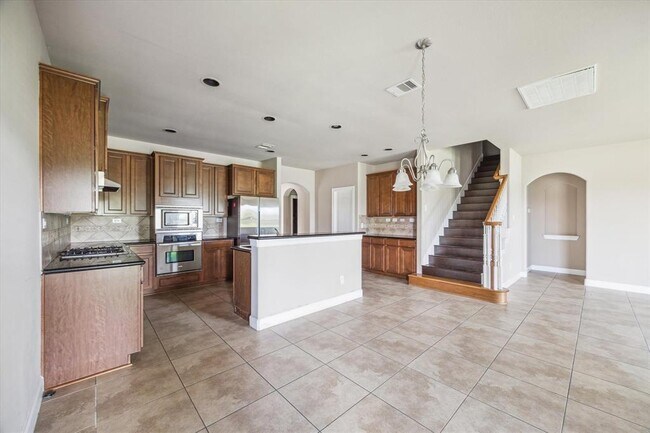 Building Photo - 25910 Celtic Terrace Dr