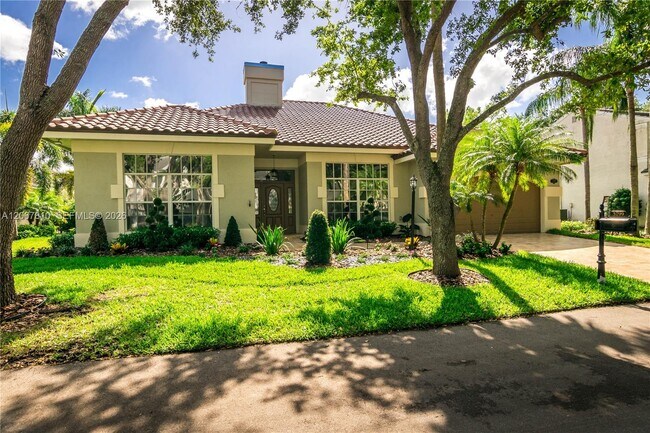 Building Photo - 3799 Lancewood Dr