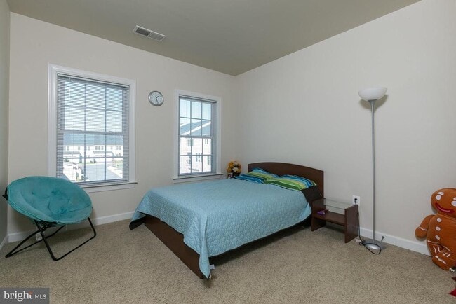 Building Photo - 42607 Offenham Terrace