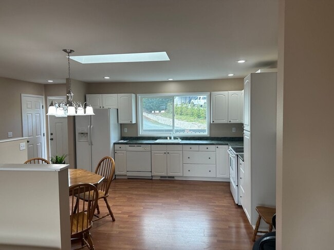 Building Photo - Mount Vernon 3 Bedroom