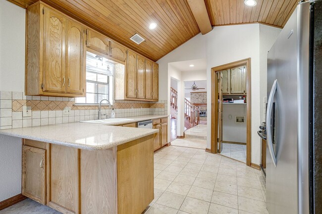 Building Photo - Perfect Location- Grapevine  3 Bed, 2 Bath...