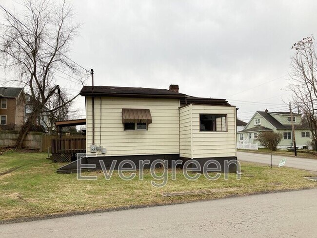 Building Photo - 233 S Hamilton Ave