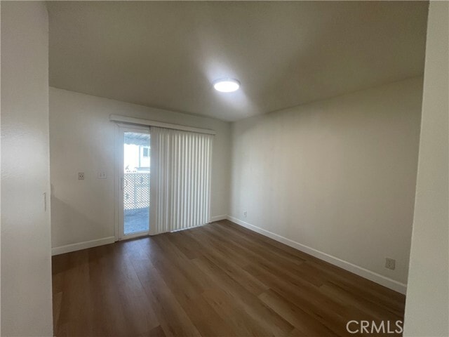 Building Photo - 8238 Hamilton Green
