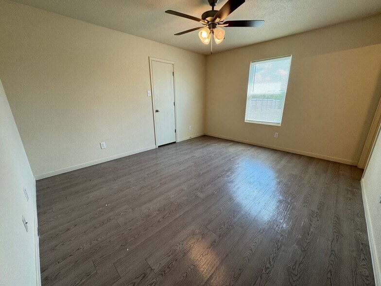 Building Photo - 5804 Rustler Dr