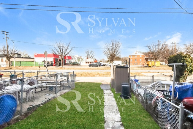 Building Photo - Gorgeous updated 3BR Home in Dundalk!