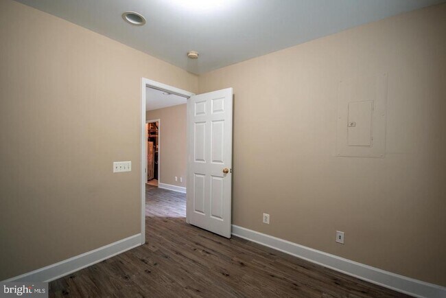 Building Photo - 2444 Terra Cotta Cir