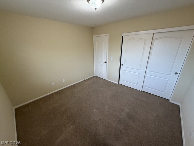 Building Photo - 11255 Dahlia Grove St