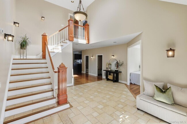 Building Photo - 45 Evergreen Ave