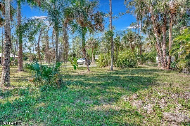 Building Photo - 3520 2nd Ave NE