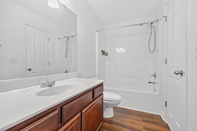 Building Photo - 407 Arapaho Dr