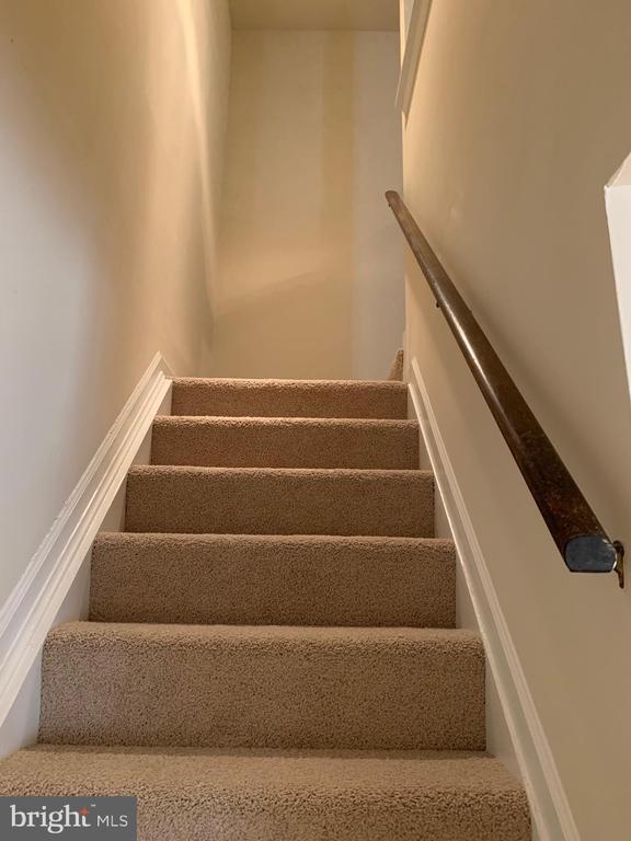 Building Photo - 8200 Aspen Glen Ct