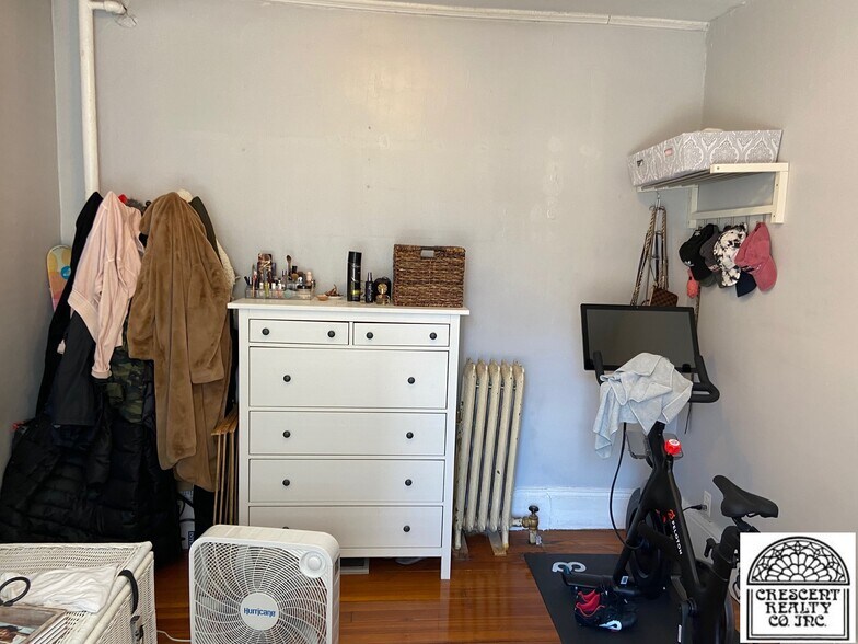 Building Photo - 106 Myrtle St