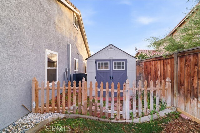 Building Photo - 14780 Butterfly Ct