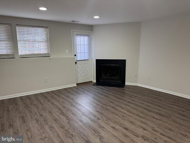 Building Photo - 13937 Winding Ridge Ln
