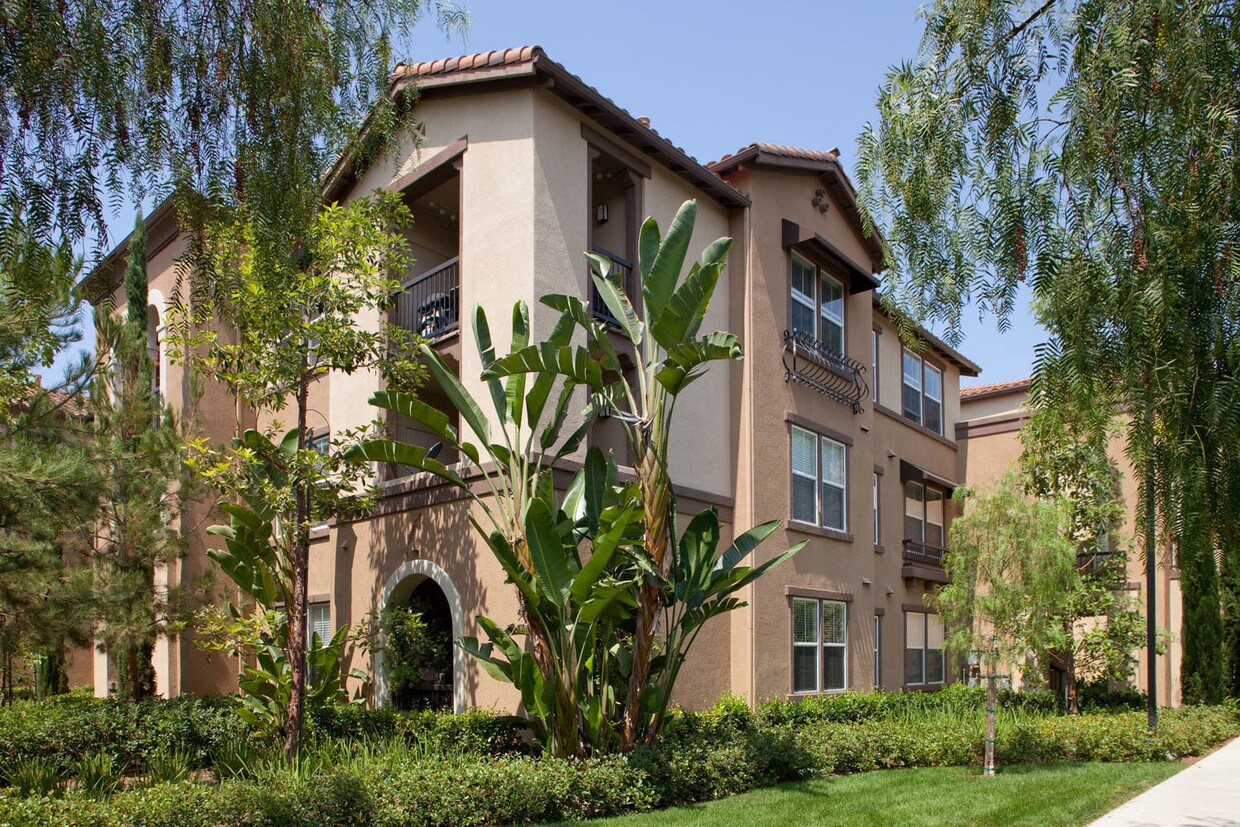 Quail Hill Apartment Homes Irvine
