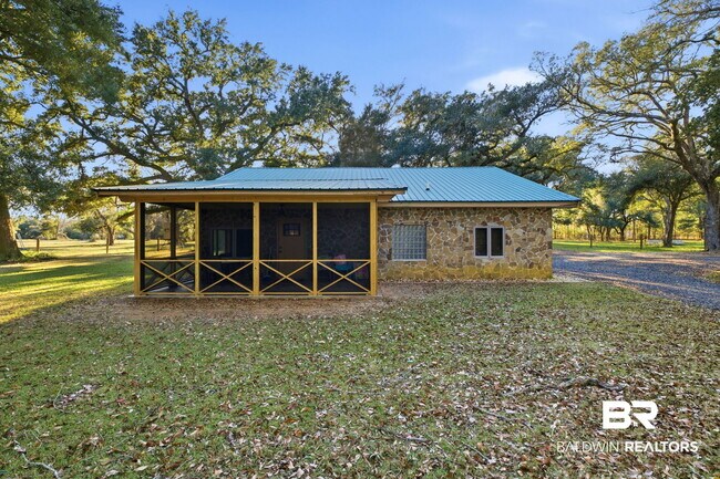 Building Photo - 27522 Burkhardt Dr